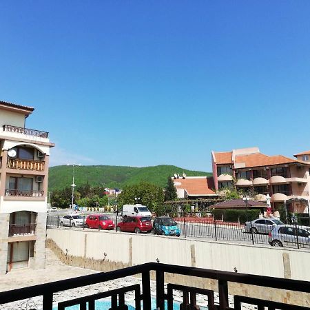 Lovely Studio In A Complex With A Pool By Flat Mаnаger Sveti Vlas Exterior foto
